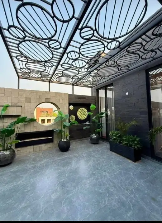 Circle pattern roof